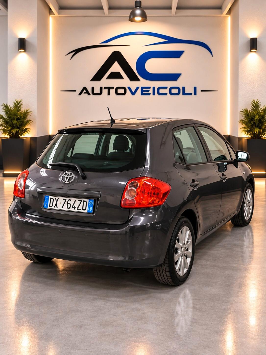 Toyota Auris 1.3 Benzina Neopatentati