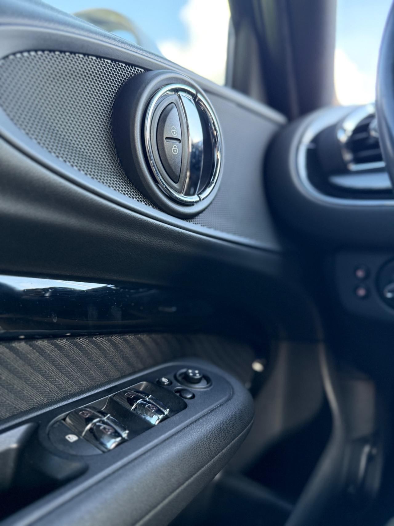 Mini Cooper Clubman 2.0 D Hype