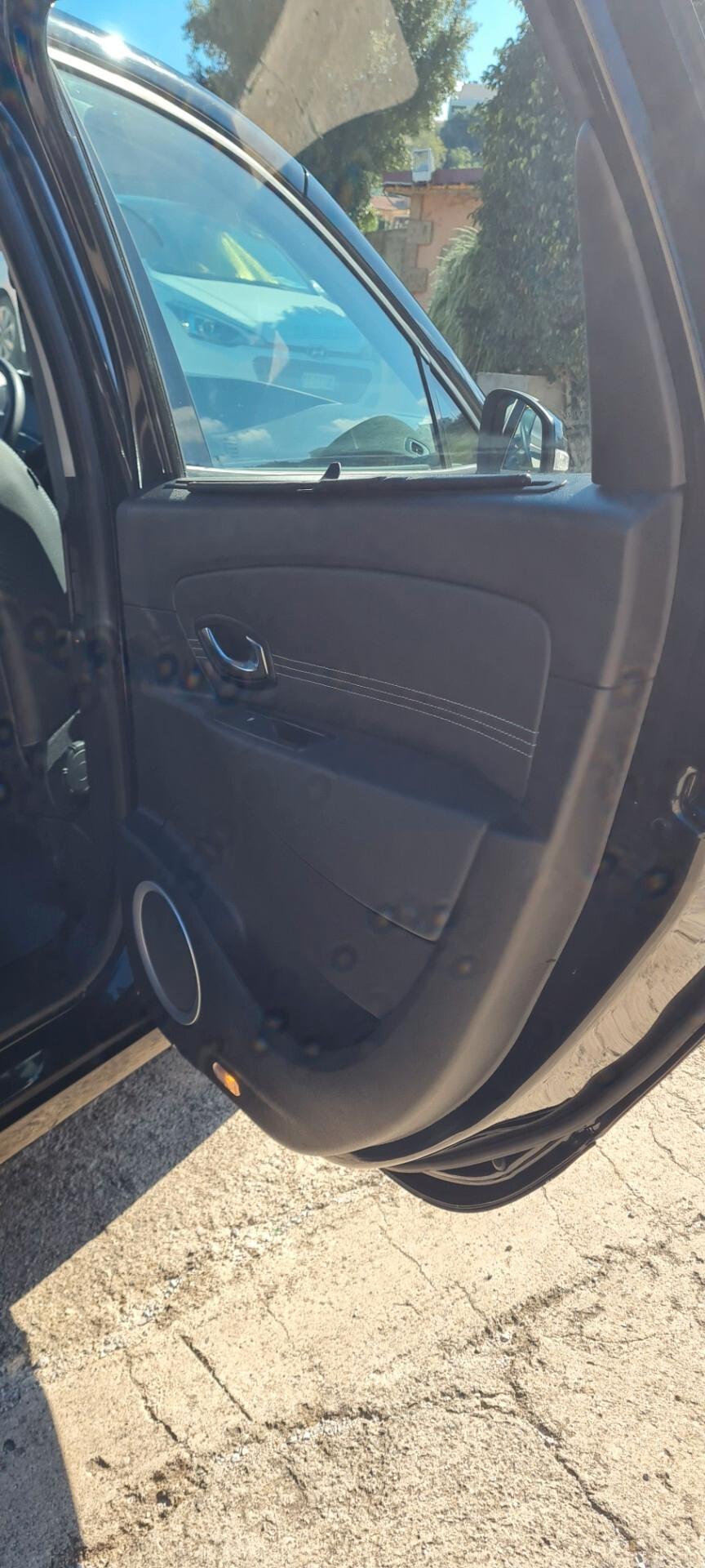 Renault Scenic Scénic X-Mod 1.6 dCi 130CV 136.000 km