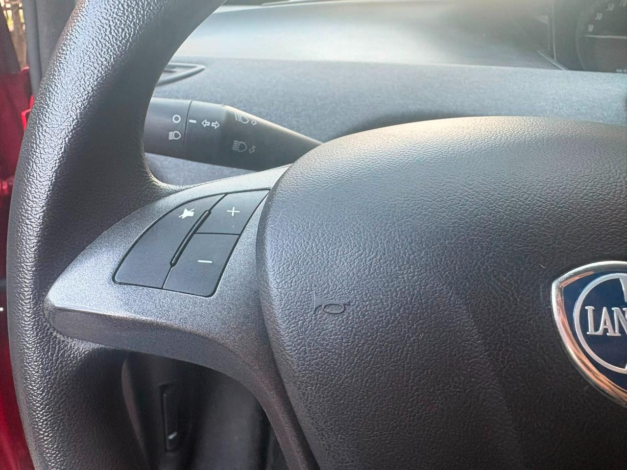 Lancia Ypsilon 1.2 69 CV 5 porte S&S Elefantino Blu