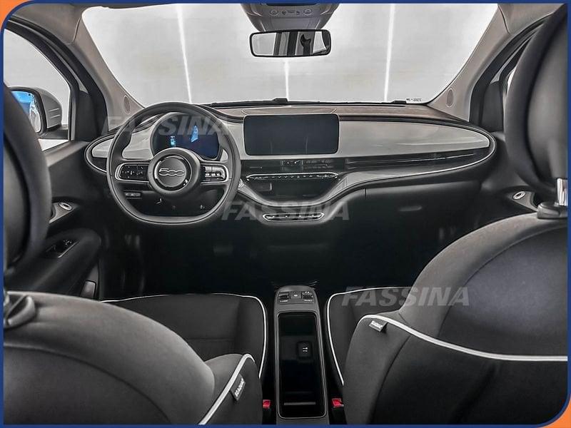 FIAT 500 500e Berlina 42 kWh