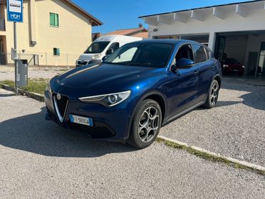 Alfa Romeo Stelvio 2.2 Turbodiesel 210 CV AT8 Q4 Executive