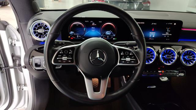 MERCEDES-BENZ CLA 200 Shooting Brake Sport *SENZA VINCOLO FINANZIAM.