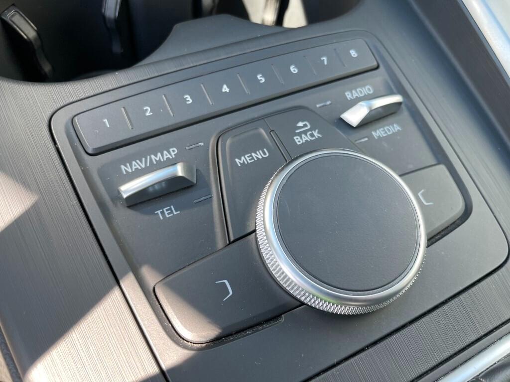 Audi A4 2.0 TDI 150 CV ultra S tronic Business Sport