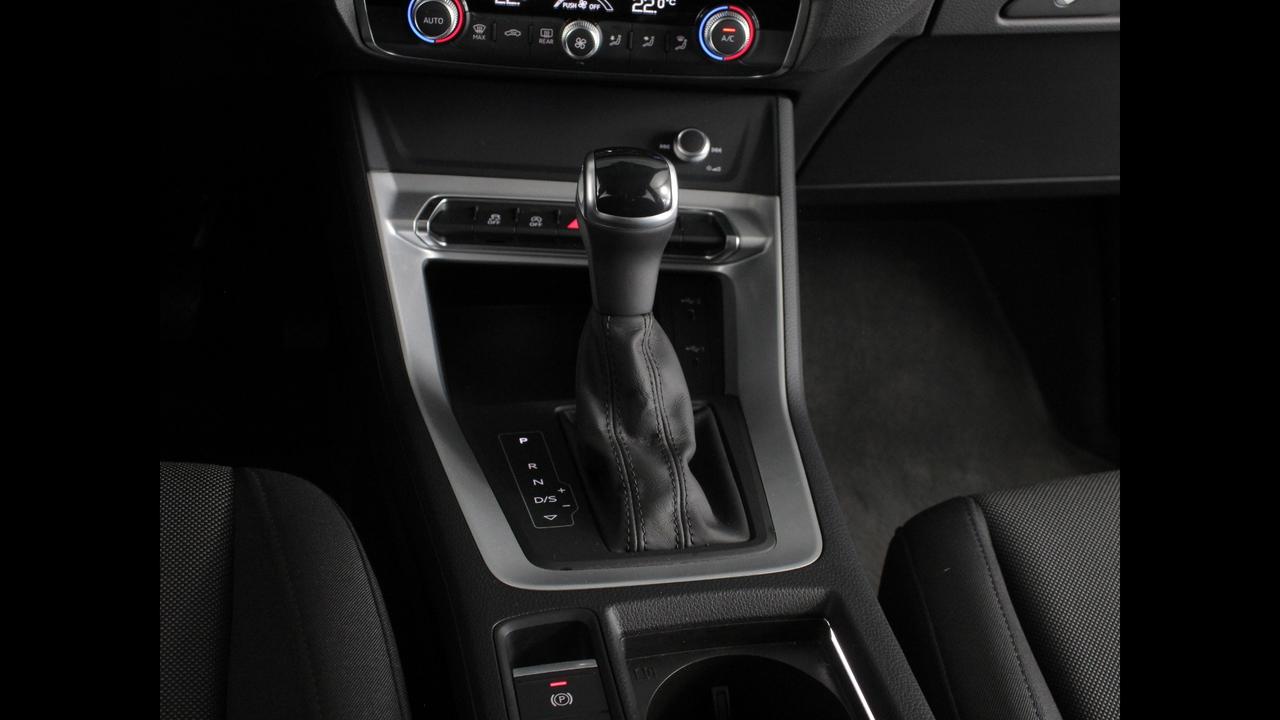 AUDI Q3 II 2018 - Q3 35 2.0 tdi Business Advanced s-tronic