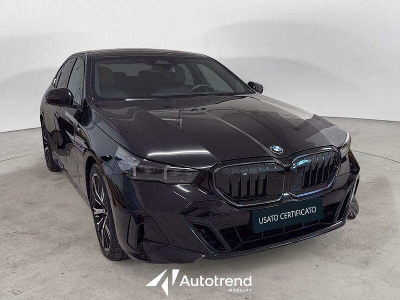BMW Serie 5 520d 197 CV M-Hybrid 48V xDrive Msport Pro in Conto Vendita