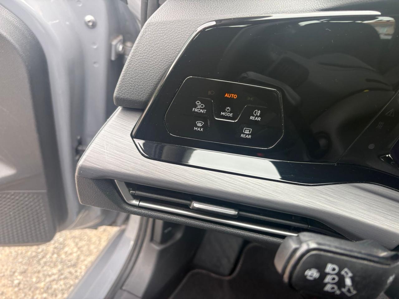 Volkswagen Golf 8 style