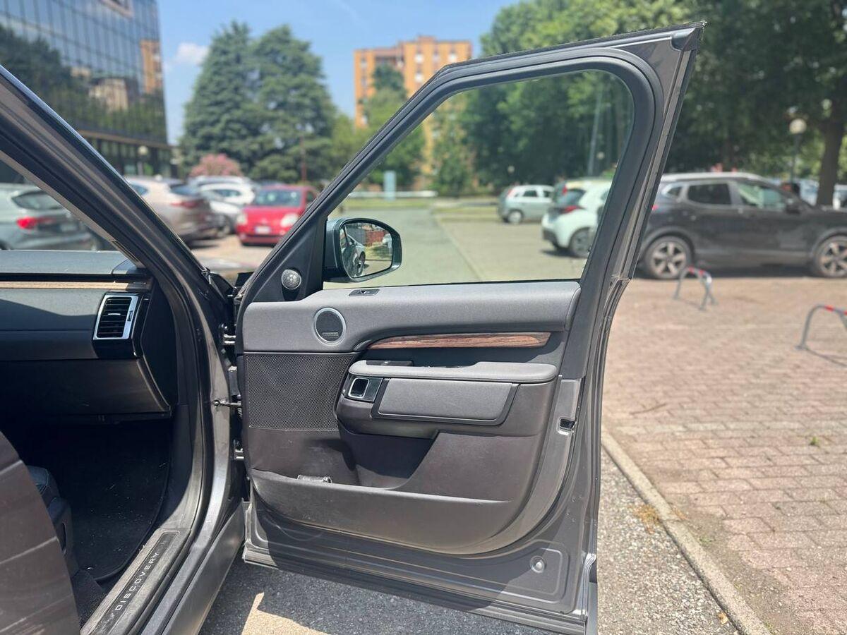 Land Rover Discovery 3.0 td6 HSE 249cv 7p.ti auto