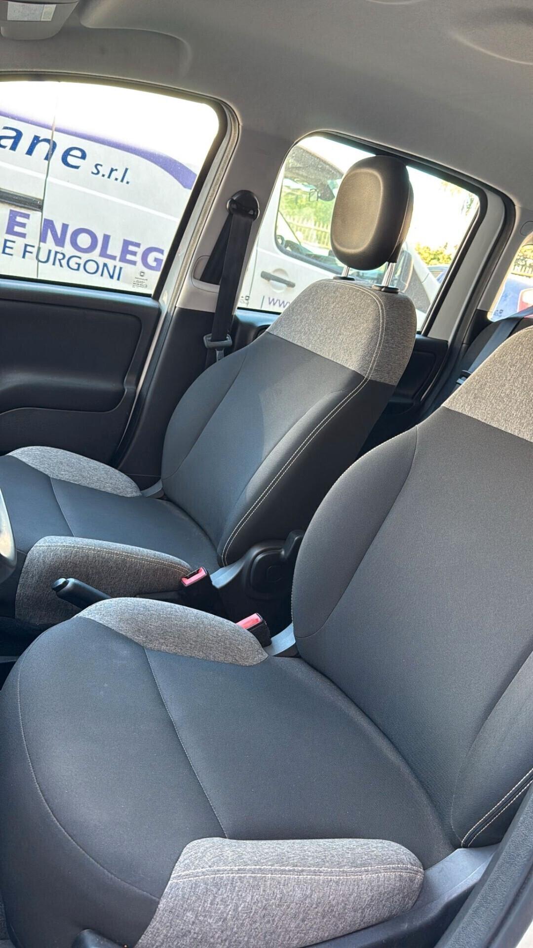 Fiat Panda 1.0 FireFly S&S Hybrid Elettrica - Benzina