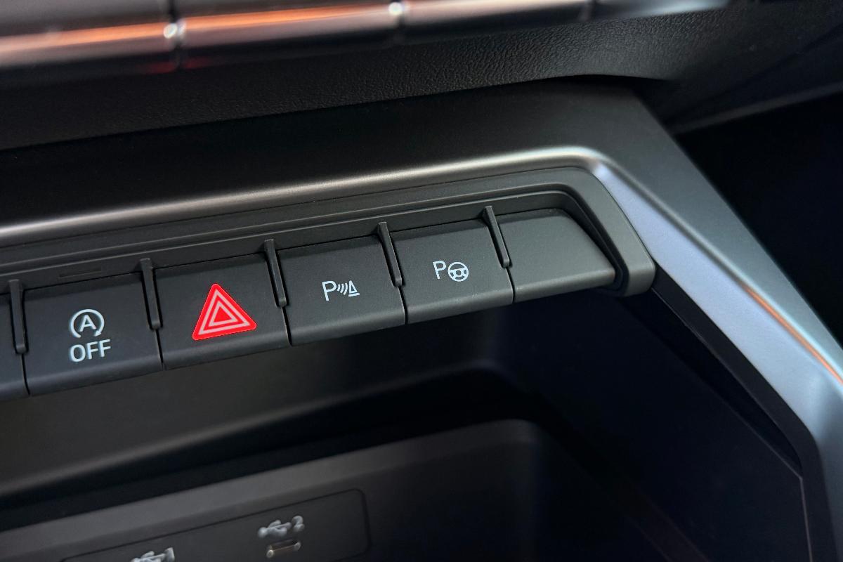 AUDI A3 SPB 30 TDI Stronic Sport