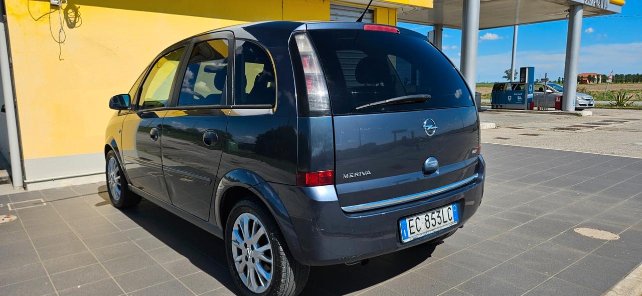 Opel Meriva 1.4 16V GPL-TECH Club