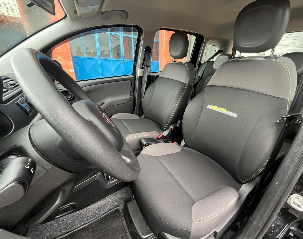 Fiat Panda 1.2 Young -solo km 21000-