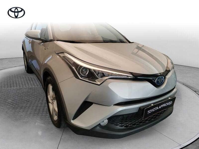 Toyota C-HR (2016-2023) 1.8 Hybrid E-CVT Active