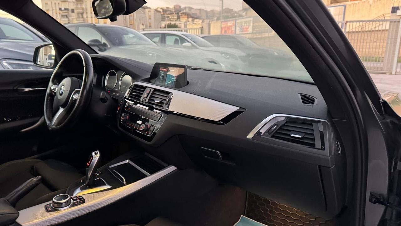 Bmw 118 118d 5p. Msport