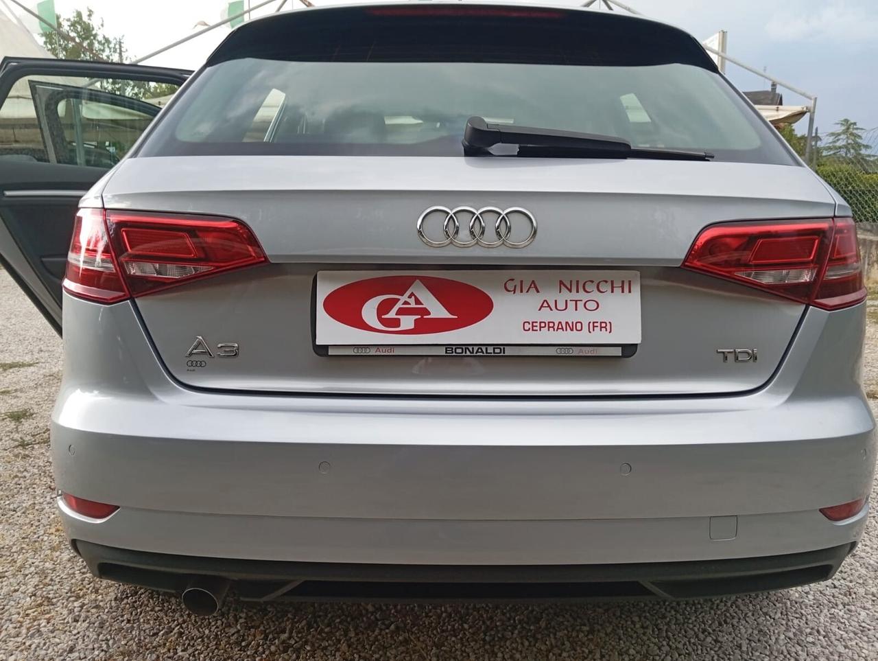 Audi A3 1.6 TDI 116 CV S tronic Business unipro km 98000