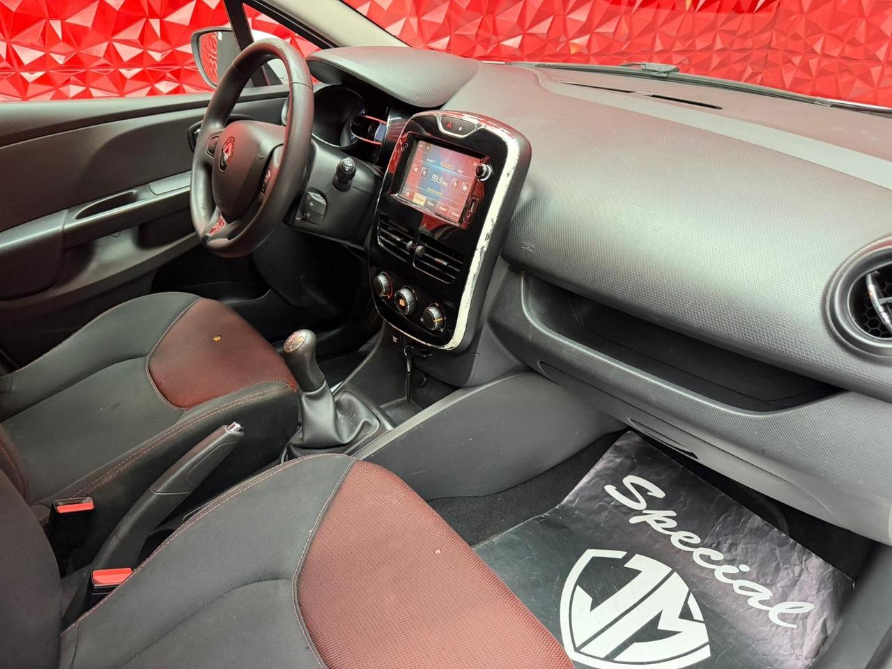 Renault Clio Sporter 1.2 75CV Live OK NEOPATENTATI