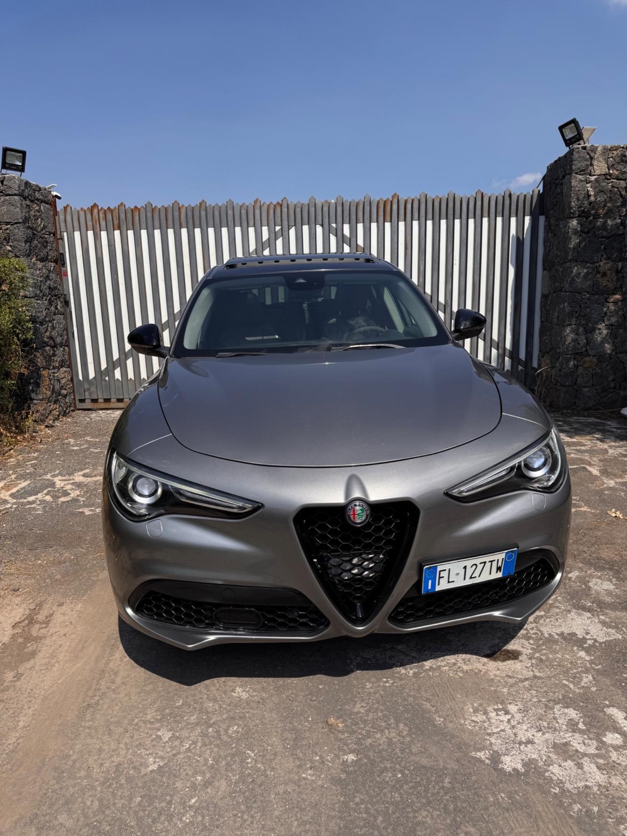 Alfa Romeo Stelvio 2.0 Turbo benzina 280cv