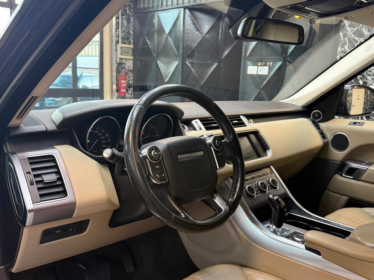 Land Rover Range Sport 3.0 TDV6 HSE Dynamic