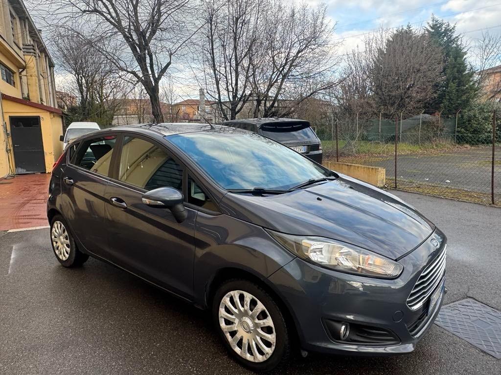 Ford Fiesta 1.5 TDCi 75CV 5 porte Titanium