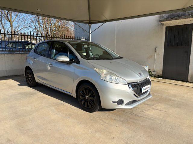 PEUGEOT 208 1.0 VTi 68 CV 5 porte OK NEOPATENTATI EURO 5B BENZ