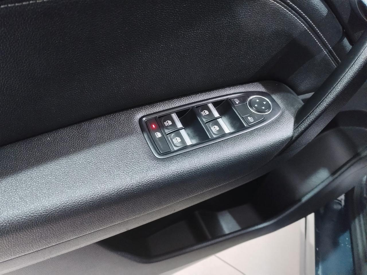 Renault Captur TCe 100 CV GPL Techno