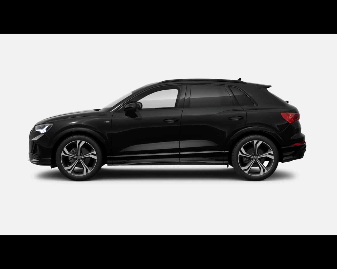 AUDI Audi Q3 Identity Black 35 TFSI 110(150) kW(CV) S tronic