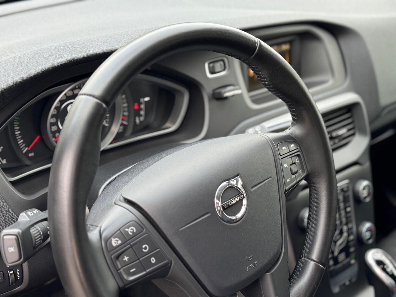 Volvo V40 T2 Automatico, Benzina 100.000 Km !