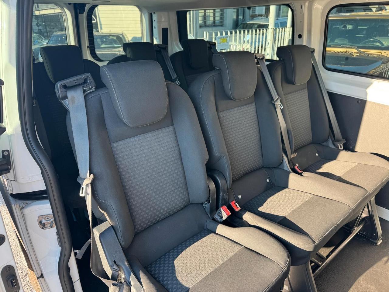 Ford Tourneo Custom 320 2.0 EcoBlue 130CV Trend 9 POSTI FATTURABILE TAGLIANDATO PRONTA CONSEGNA
