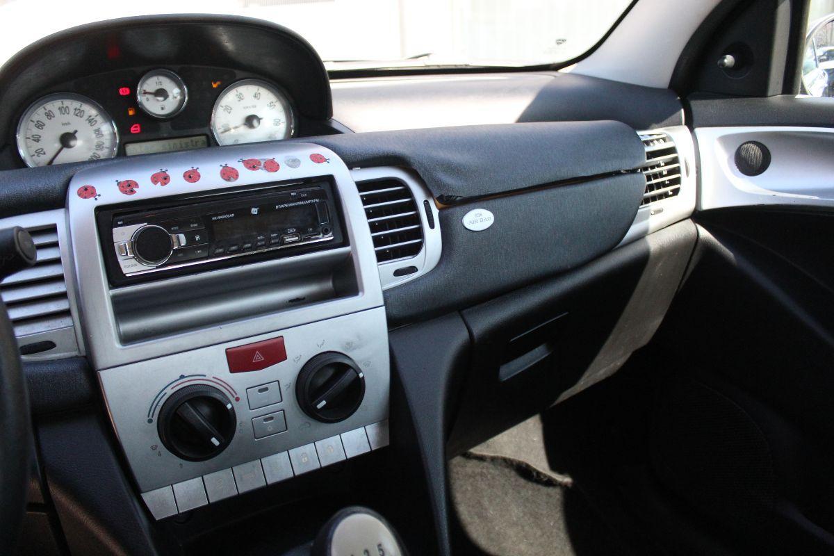 LANCIA - Ypsilon - 1.3 MJT Argento