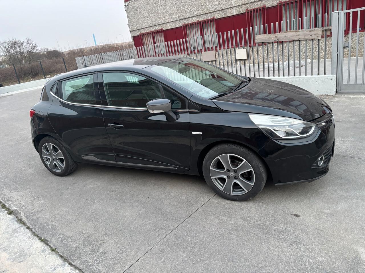 Renault Clio 1.4 16V cat 5 porte Initiale