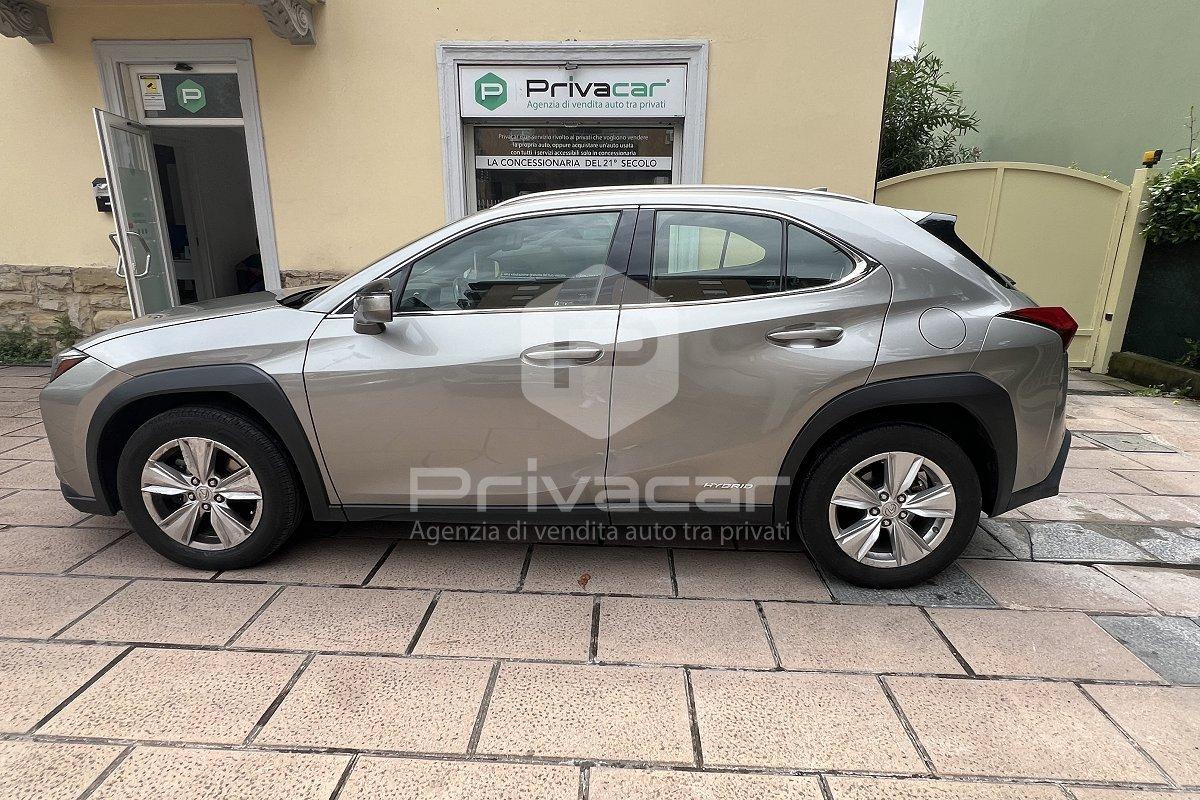 LEXUS UX Hybrid Executive
