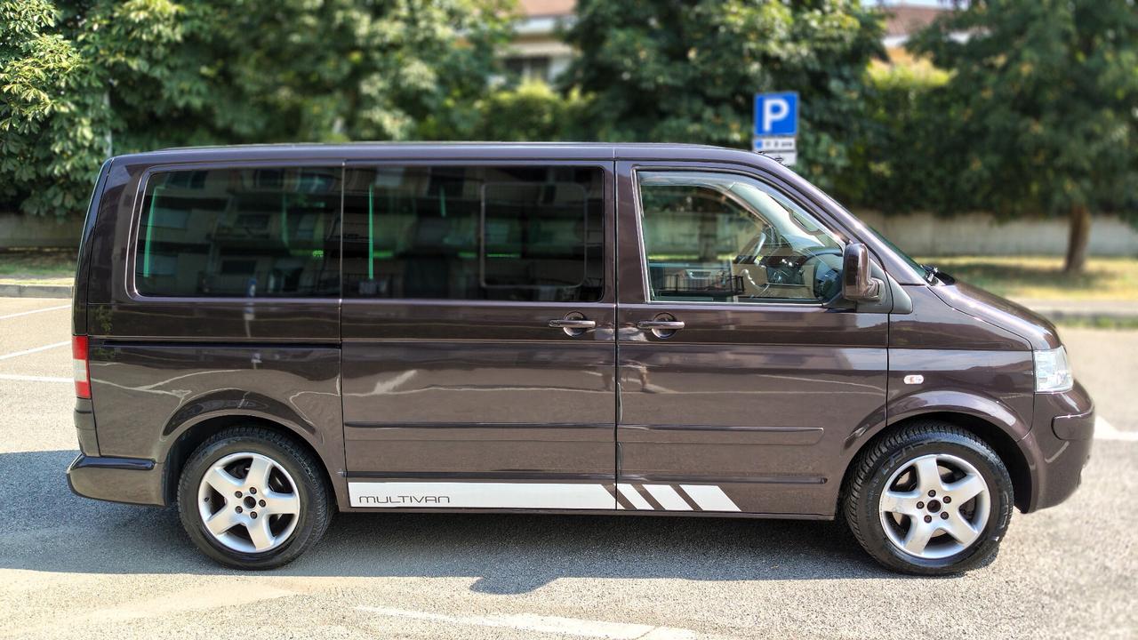 Volkswagen Multivan T5 2.5 TDI 4motion Gancio