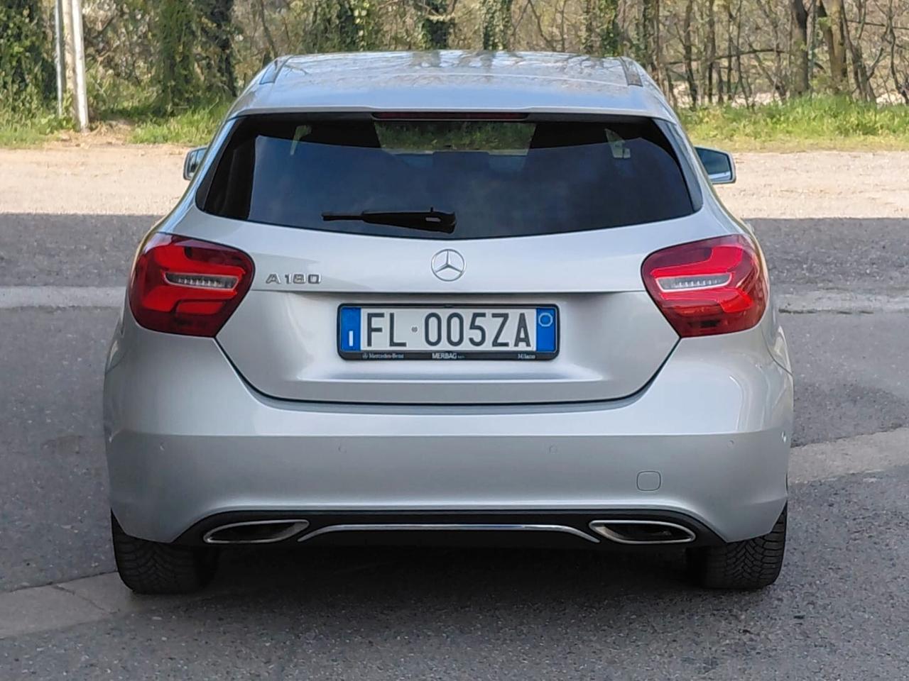 Mercedes-Benz A 180 1.6 Premium UNICO PROP.