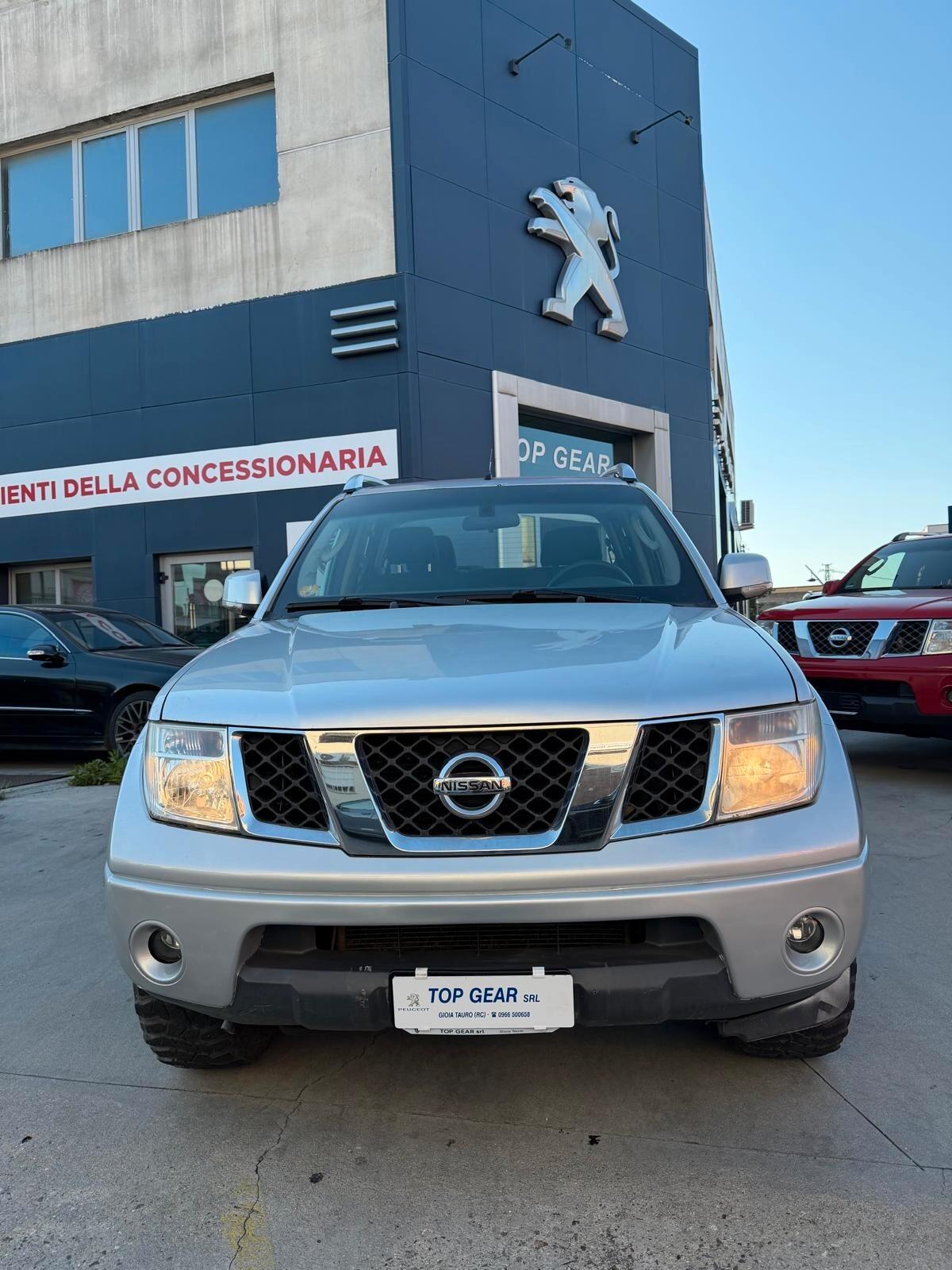 Nissan Navara 2.5 dCi 4 porte Double Cab Sport