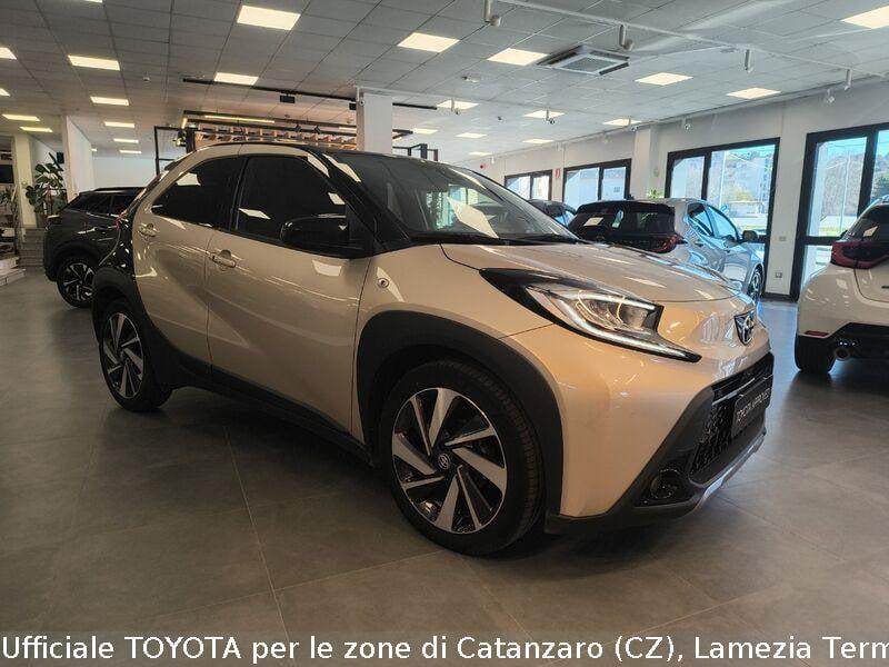 Toyota Aygo X Aygo X 1.0 VVT-i 72 CV 5 porte Lounge