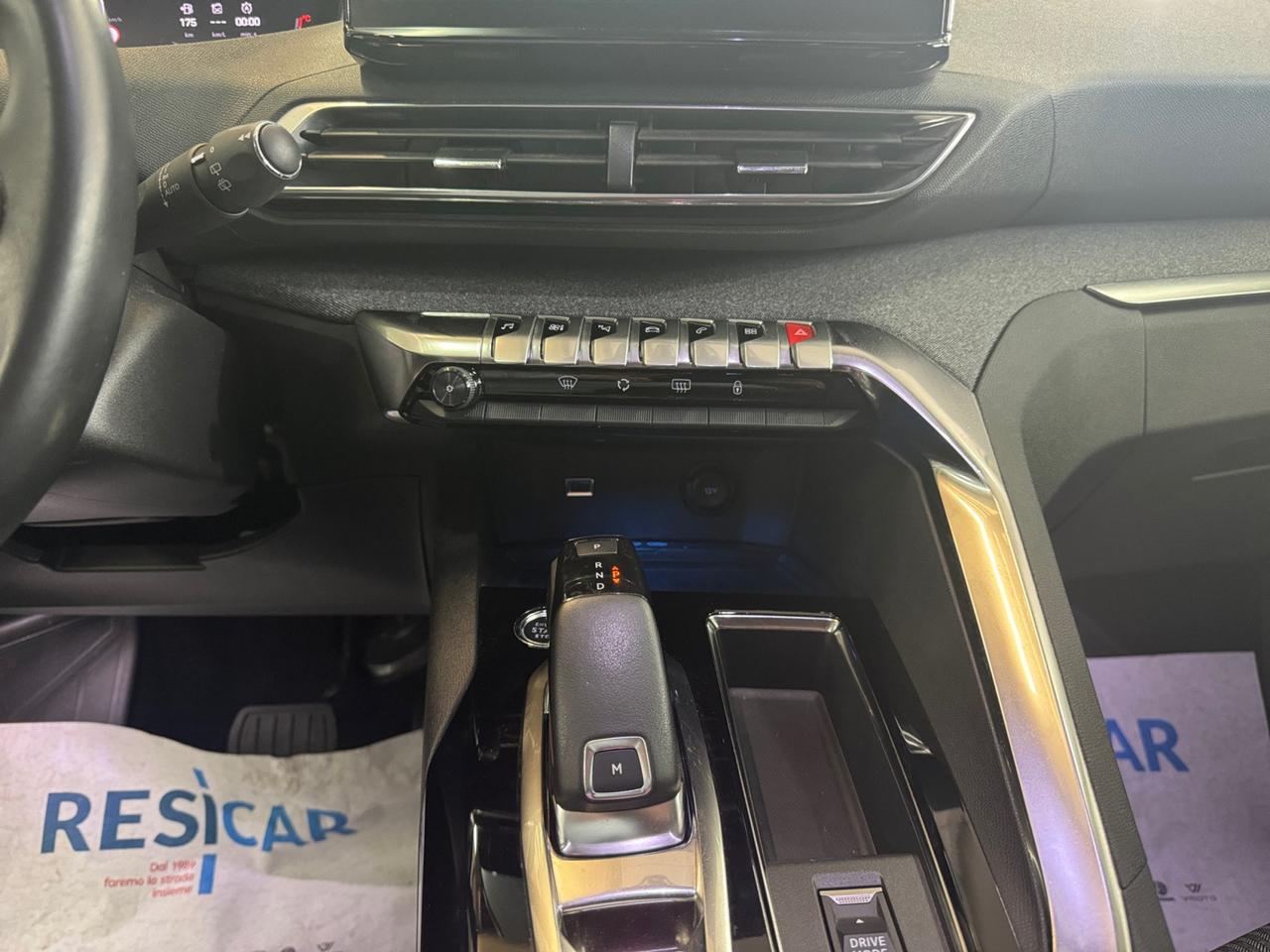 PEUGEOT 3008 1.5 bluehdi Allure s&s 130cv eat8