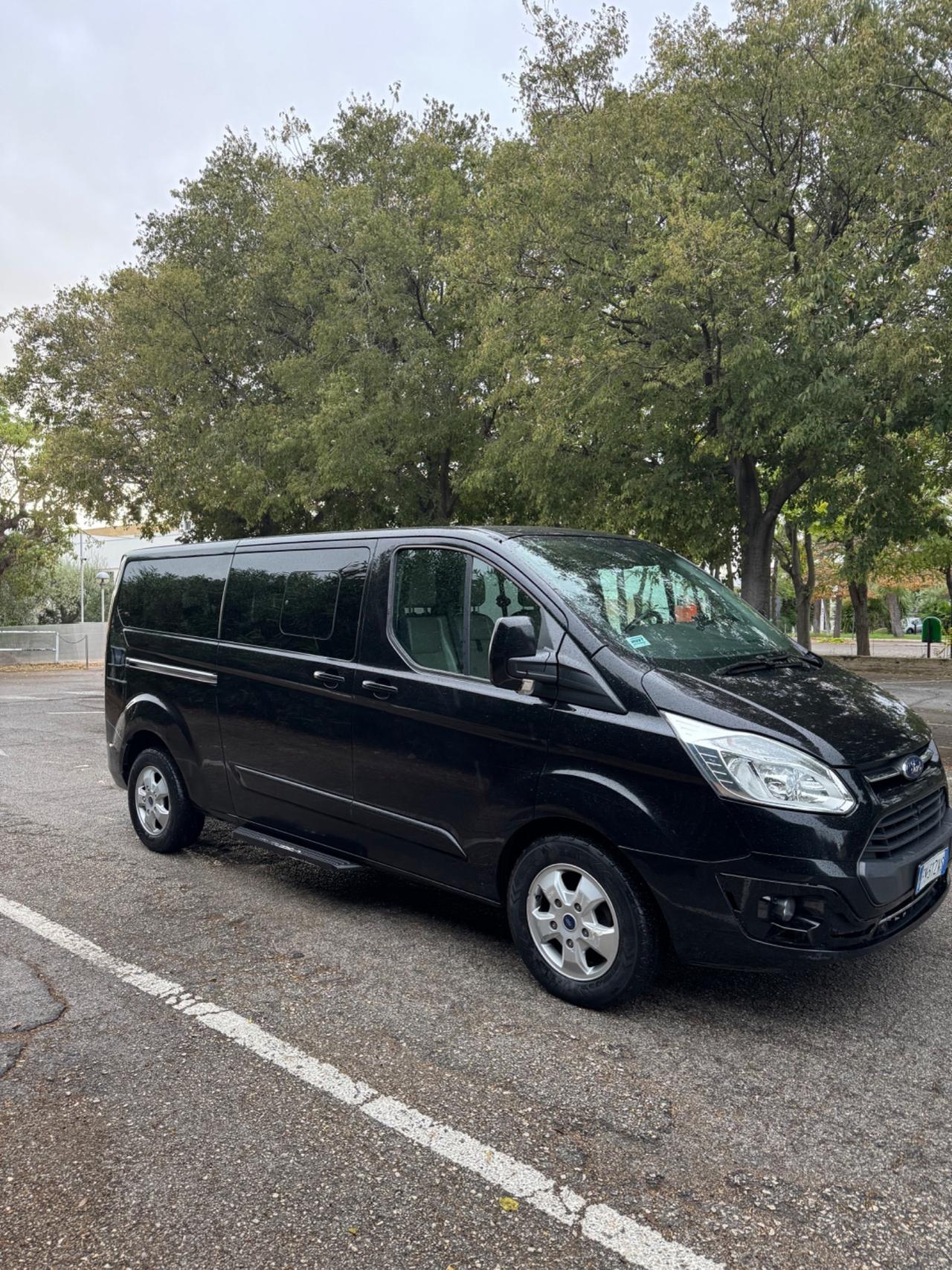 Ford Tourneo Custom 310 2.0 TDCi 130CV PL Titanium
