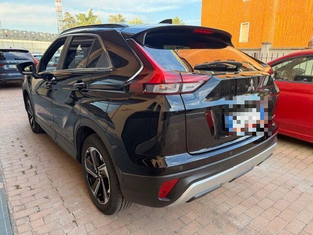 MITSUBISHI Eclipse Cross 2.4 MIVEC 4WD PHEV Instyle SDA Pack 0