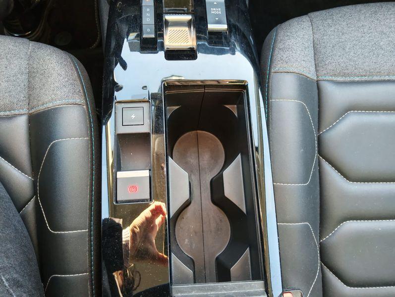 CITROEN E-C4 - E-C4 100kW Shine