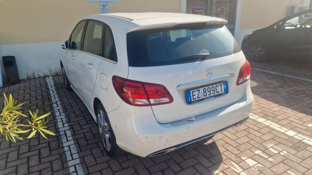 Mercedes-benz B 180 Premium perfetta e garantita 12 M