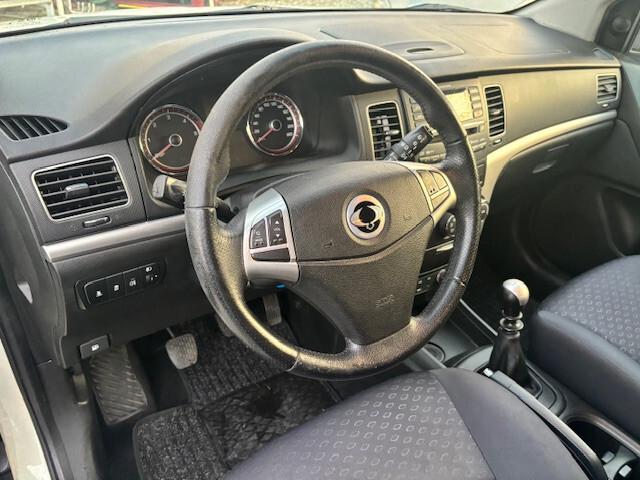 Ssangyong Korando 2.0 e-XDi 175 CV AWD MT C