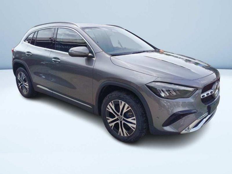 Mercedes-Benz GLA 200d Automatic Advanced Progressive