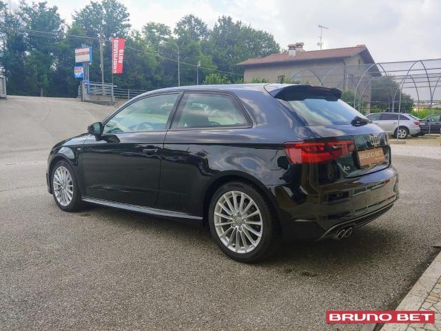 Audi A3 TDI 2.0 150CV S-LINE