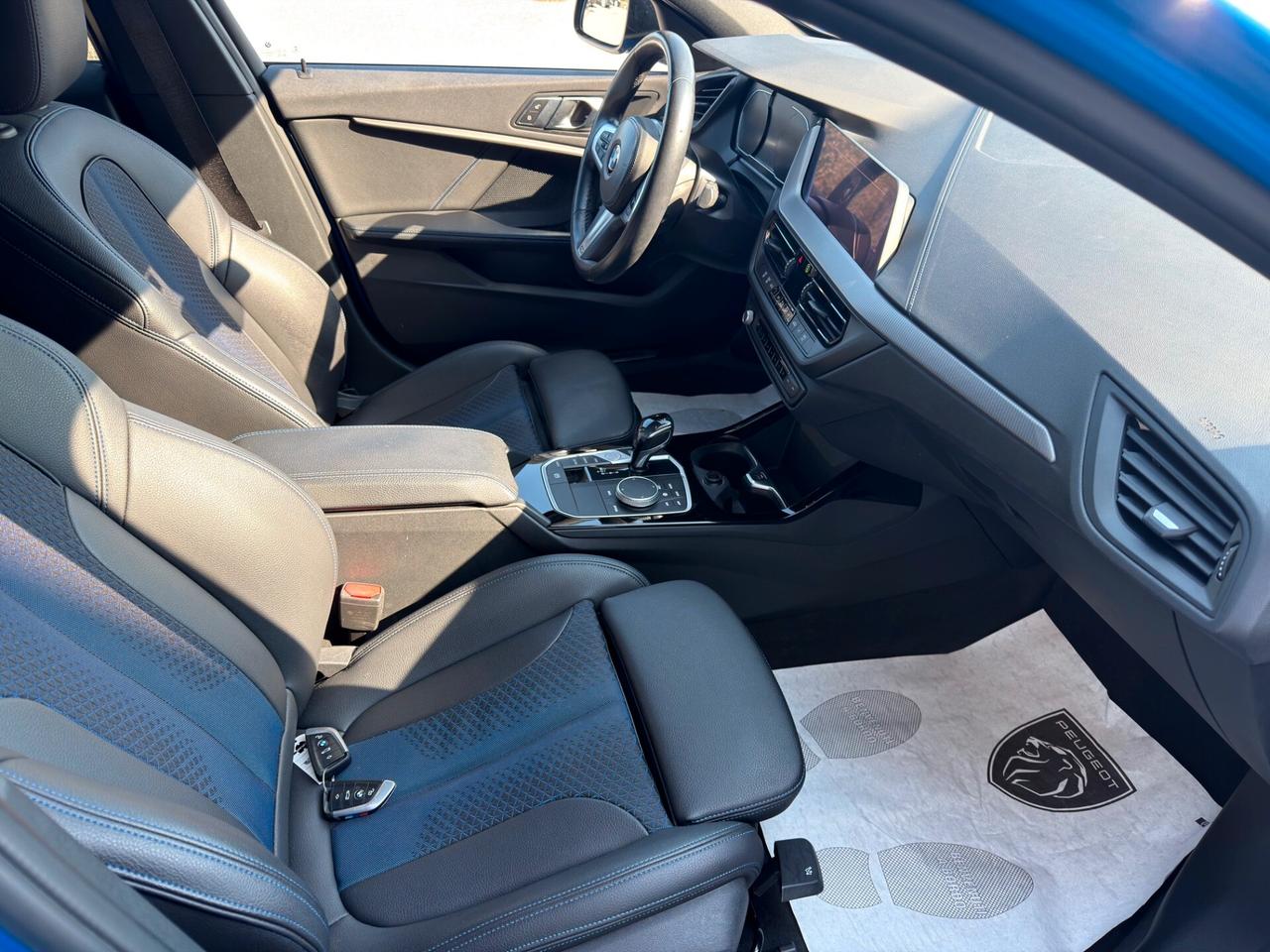 Bmw 120 120d 5p. Msport