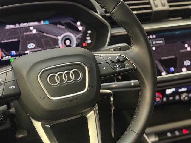 AUDI Q3 35 TDI S tronic Identity Black