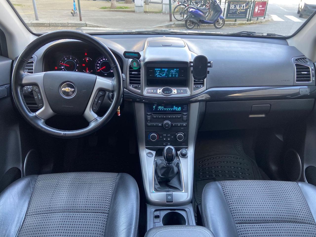 Chevrolet Captiva LT 2.2 VCDi #10087