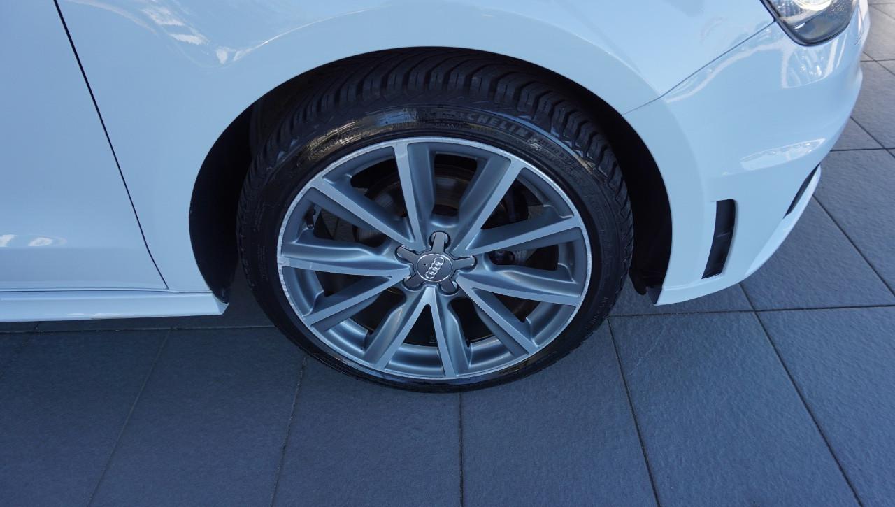 Audi A1 Sportback 1.6 tdi S Line Edition 90cv