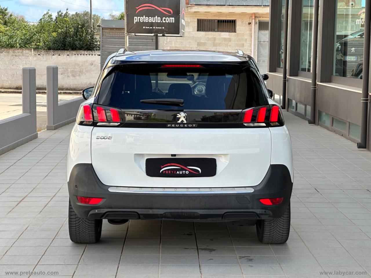 PEUGEOT 5008 BlueHDi 130 S&S Crossway