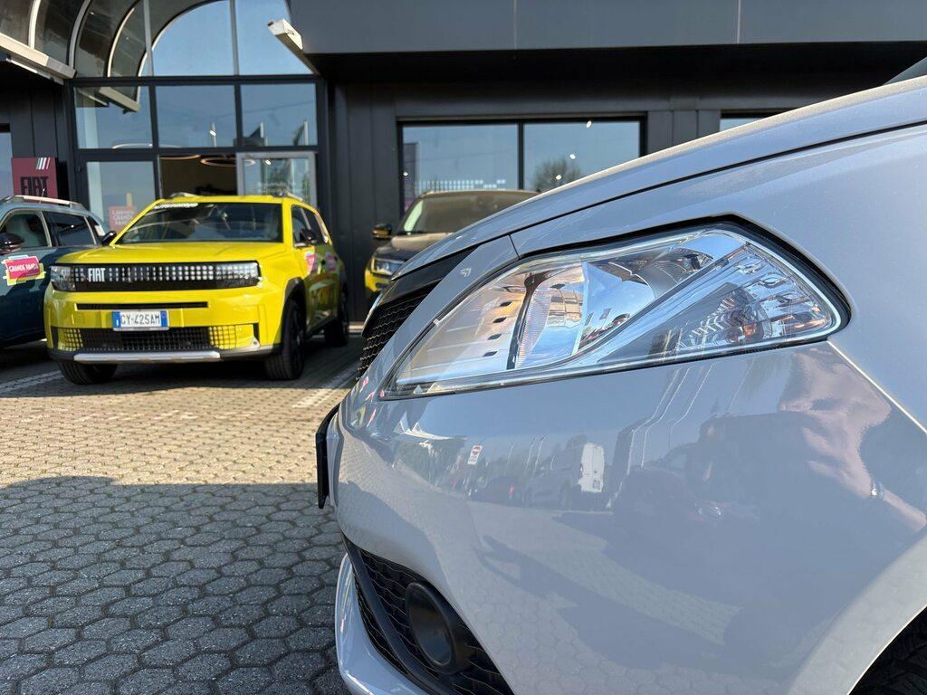 Lancia Ypsilon 5 Porte 1.2 Elefantino