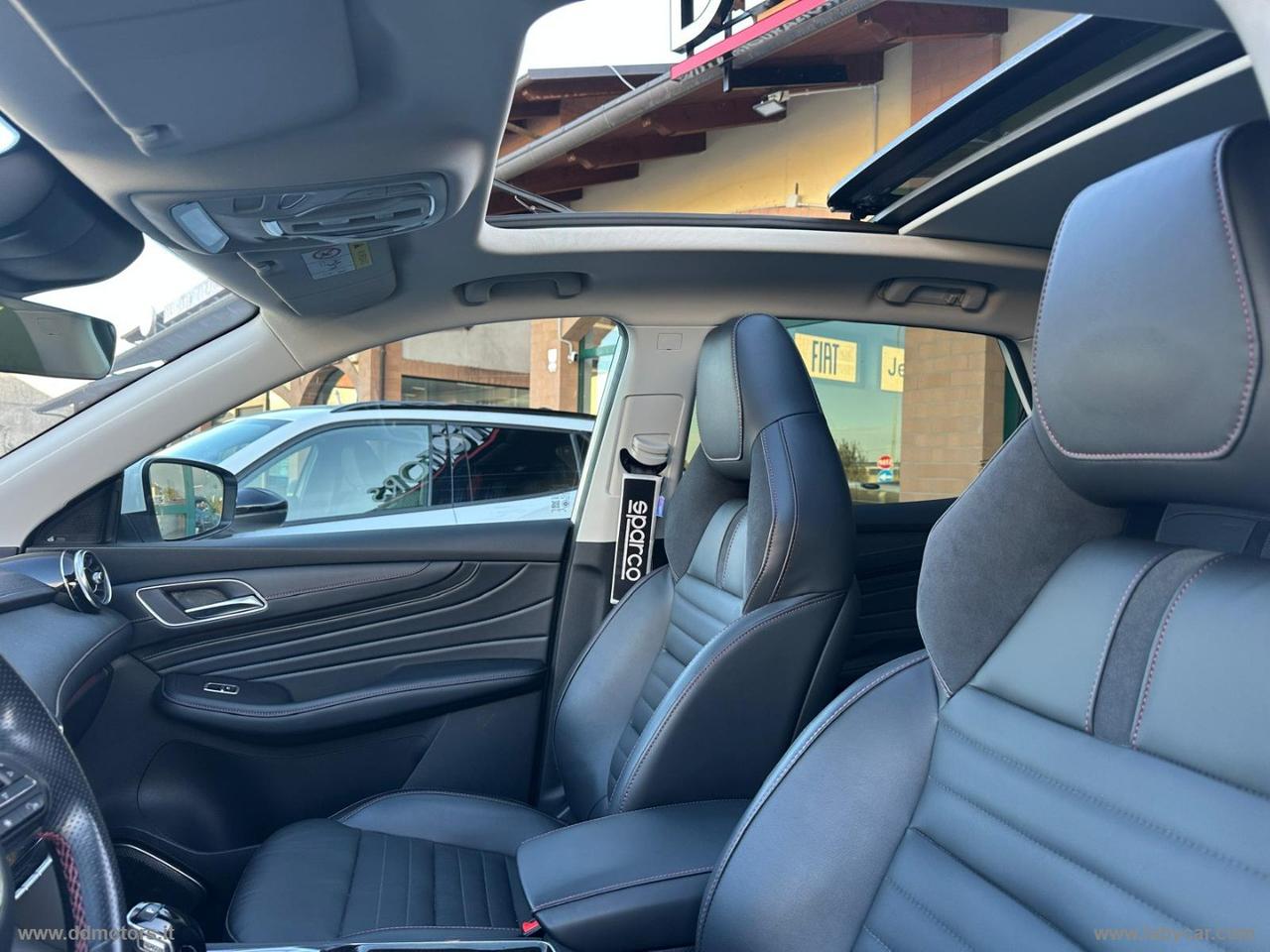 MG HS 1.5T-GDI AT Luxury CAMBIO AUTOMATICO